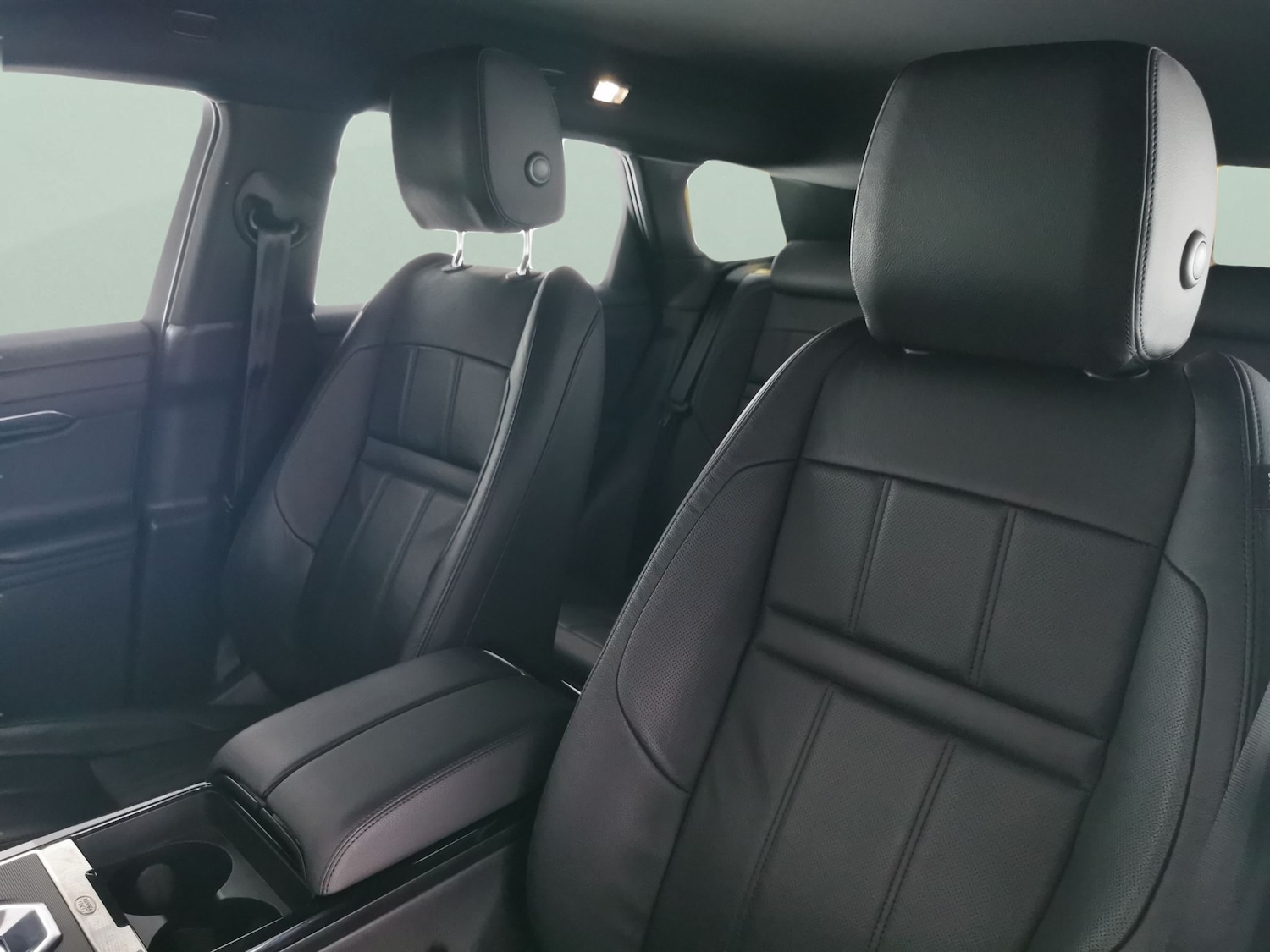 Used Land Rover Range Rover Evoque 2022 for sale - 77025757: Photo 6