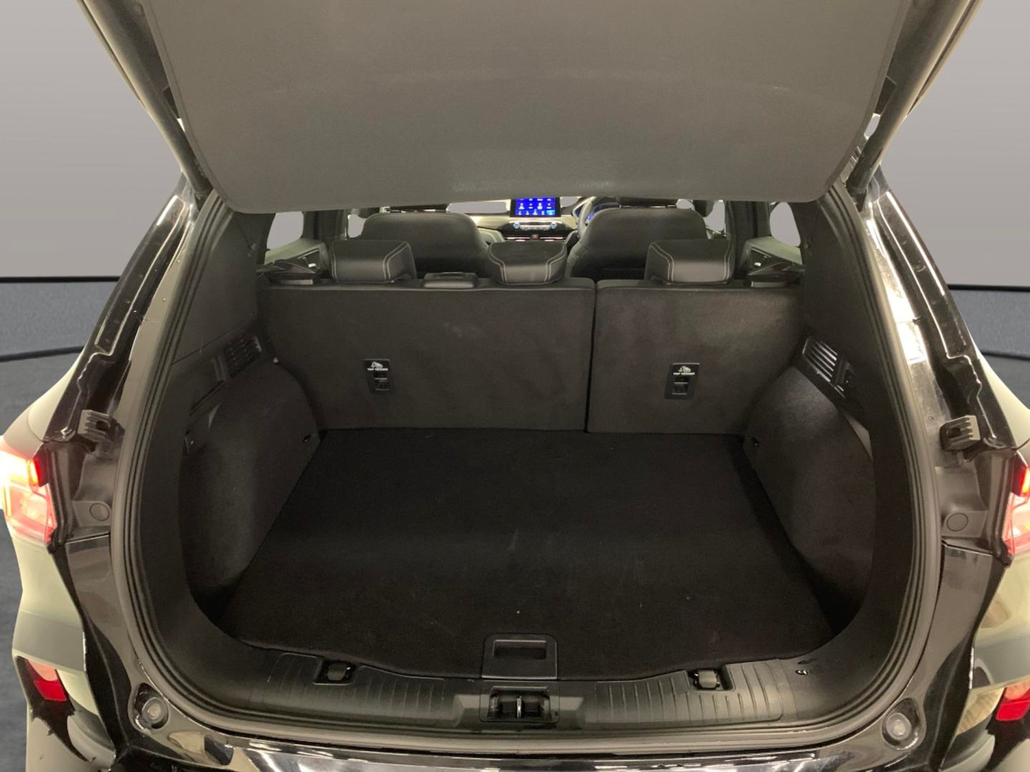 Used Ford Kuga 2022 for sale - 77043535: Photo 35