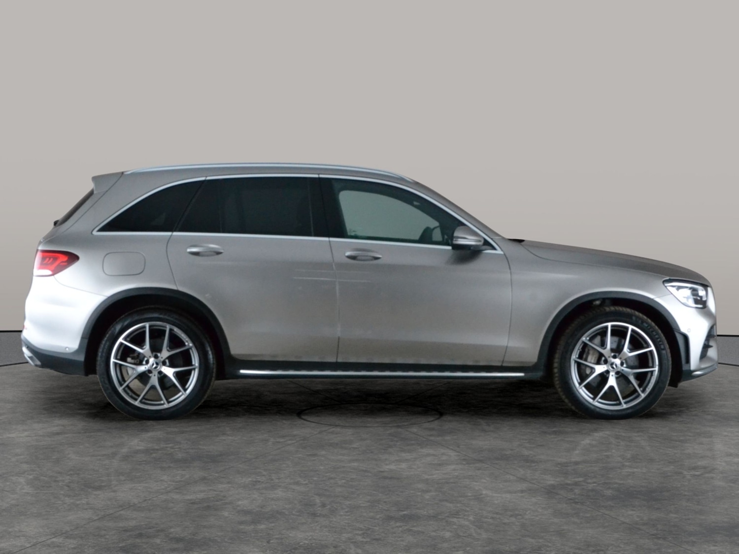 Used Mercedes-Benz GLC 2022 for sale - 78067893: Photo 11