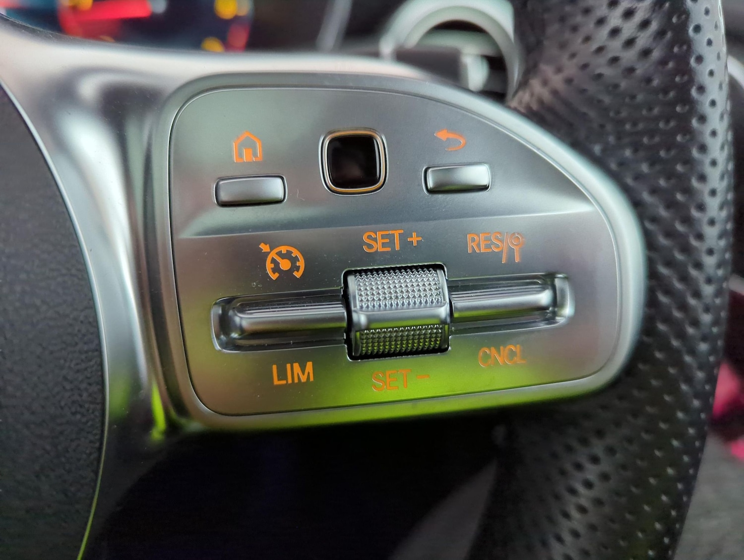 Used Mercedes-Benz GLC 2022 for sale - 78067893: Photo 24