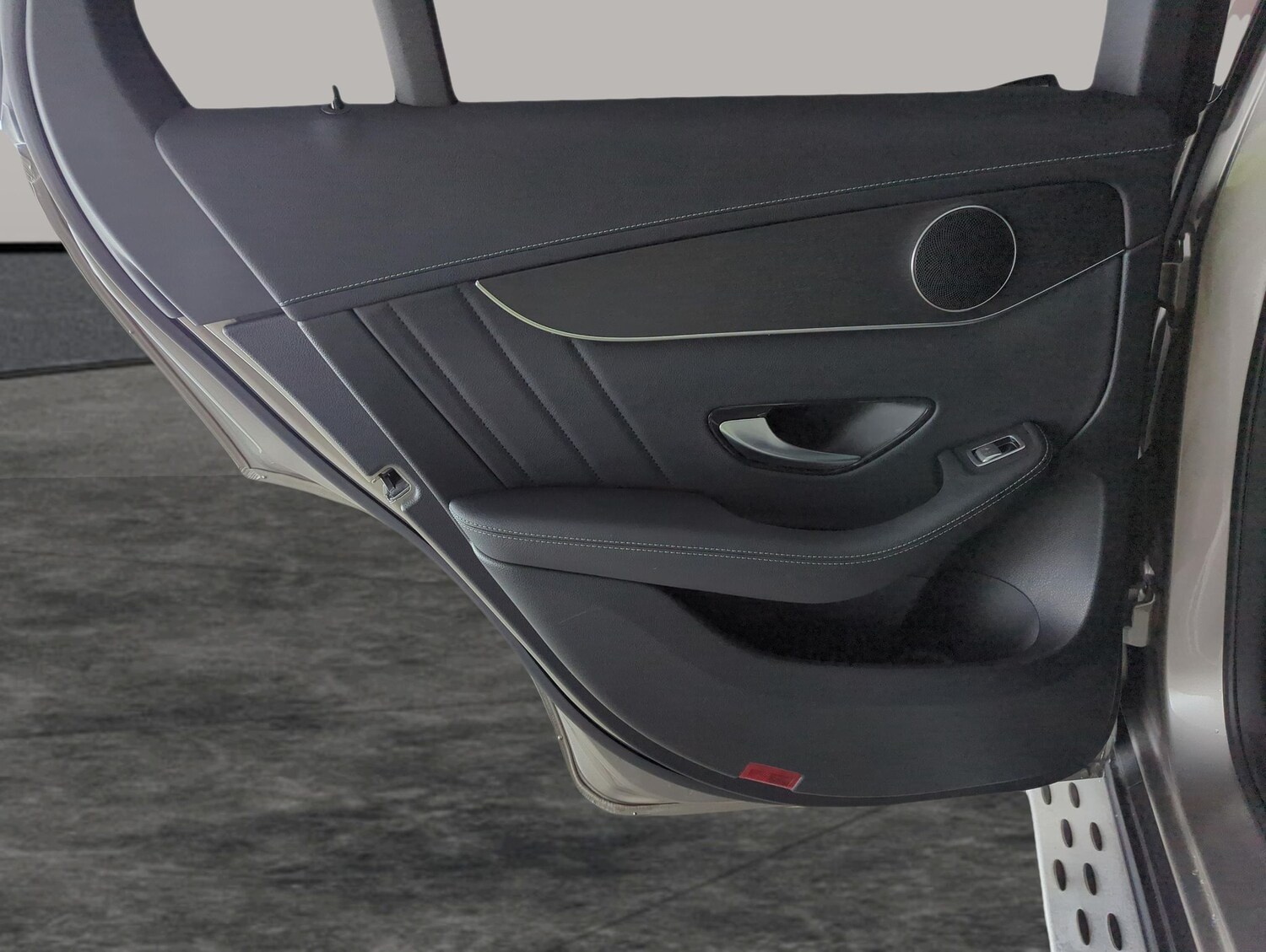 Used Mercedes-Benz GLC 2022 for sale - 78067893: Photo 31