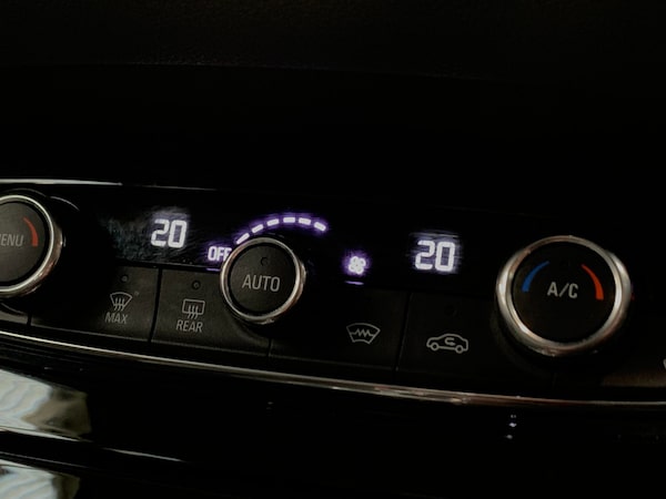 Used Vauxhall Grandland X 2020 for sale - 76222213: Photo 19