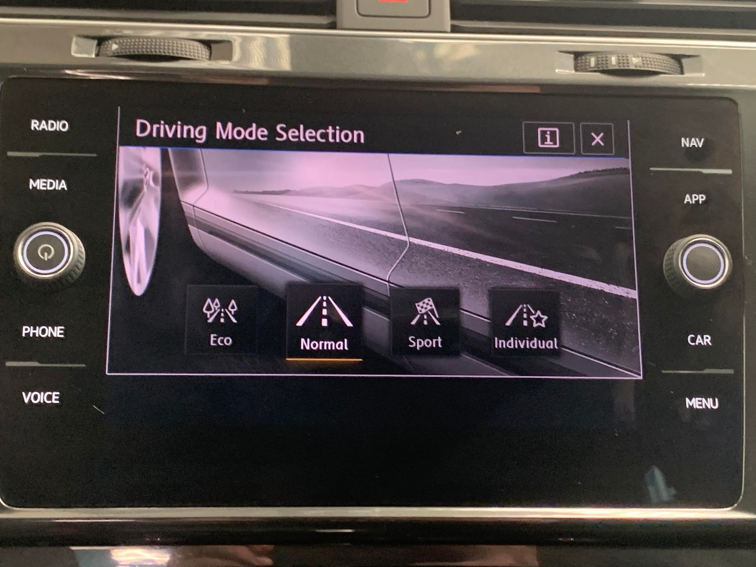 Used Volkswagen Golf 2018 for sale - 76445199: Photo 21