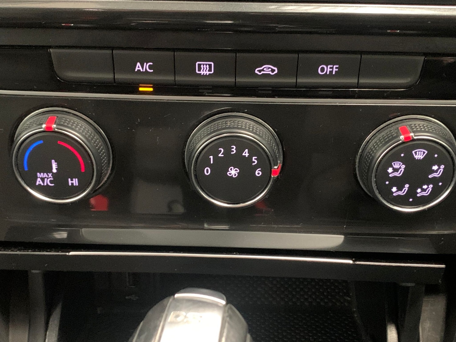 Used Volkswagen Golf 2018 for sale - 76445199: Photo 22