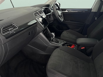 Used Volkswagen Tiguan 2024 for sale - 77786588: Photo