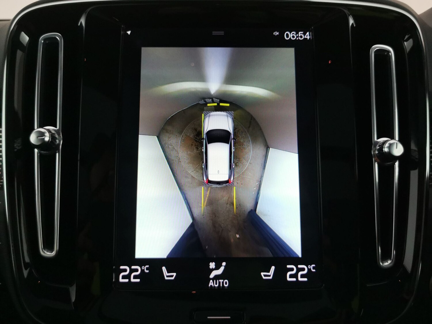 Used Volvo XC40 2020 for sale - 77814980: Photo 23