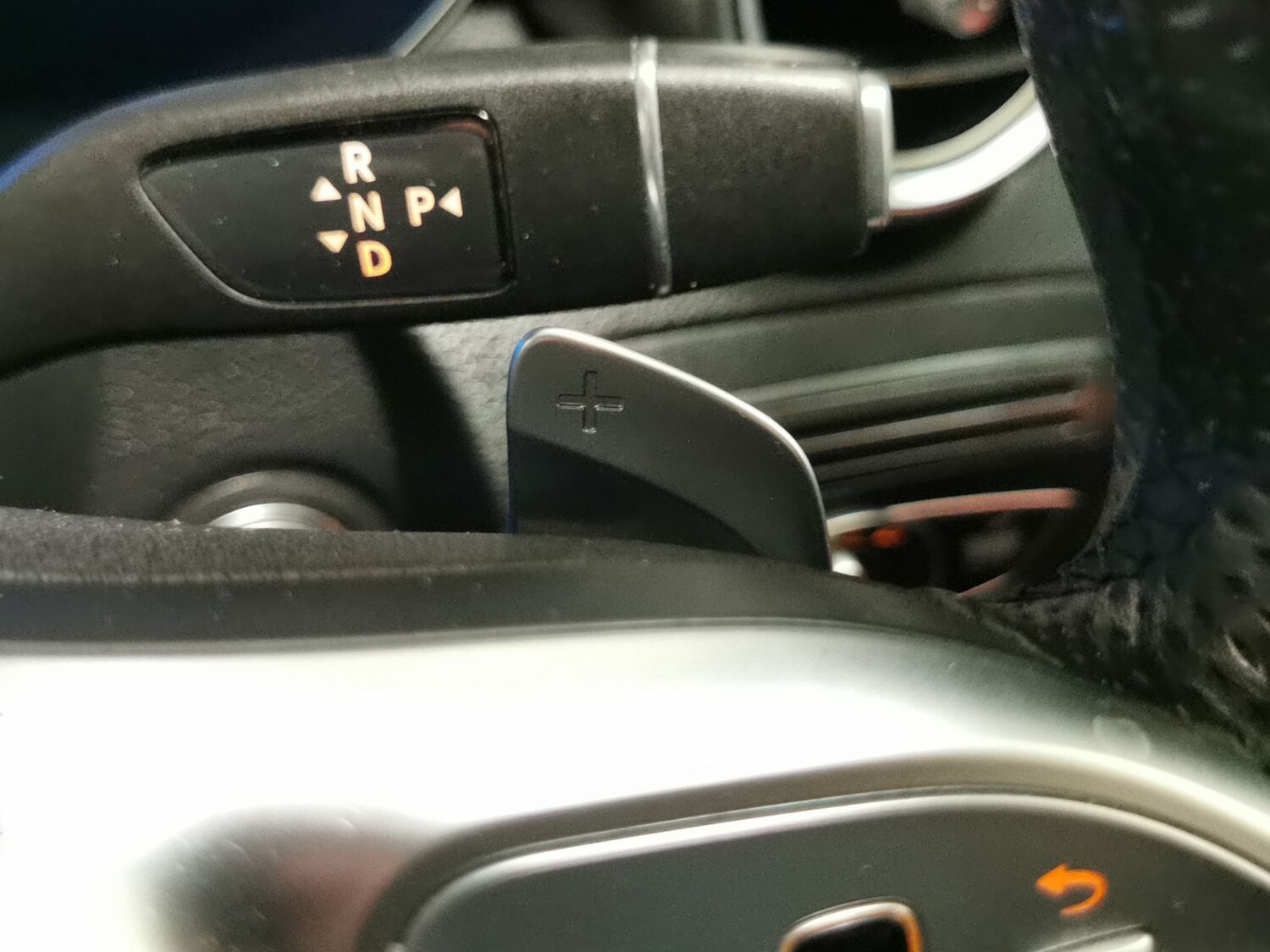 Used Mercedes-Benz GLC 2019 for sale - 77942667: Photo 22