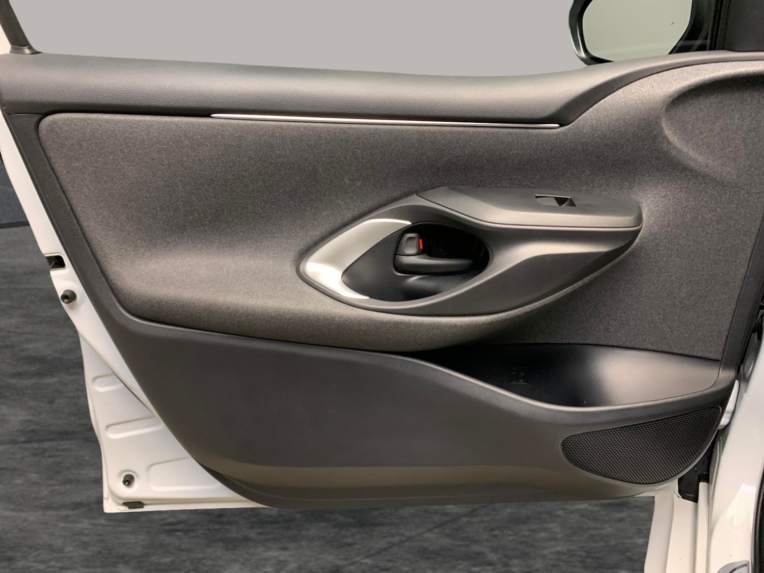 Used Toyota Yaris for sale - 77083543: Photo 25