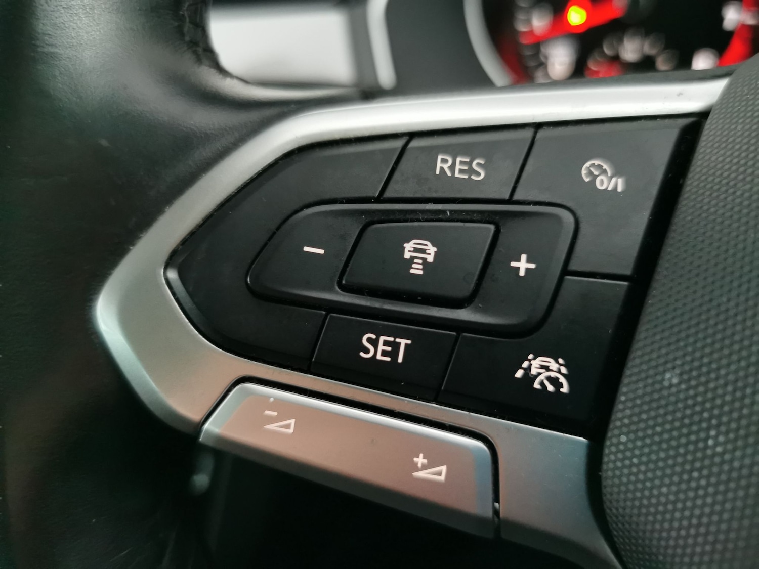 Used Volkswagen Passat for sale - 77272088: Photo 23