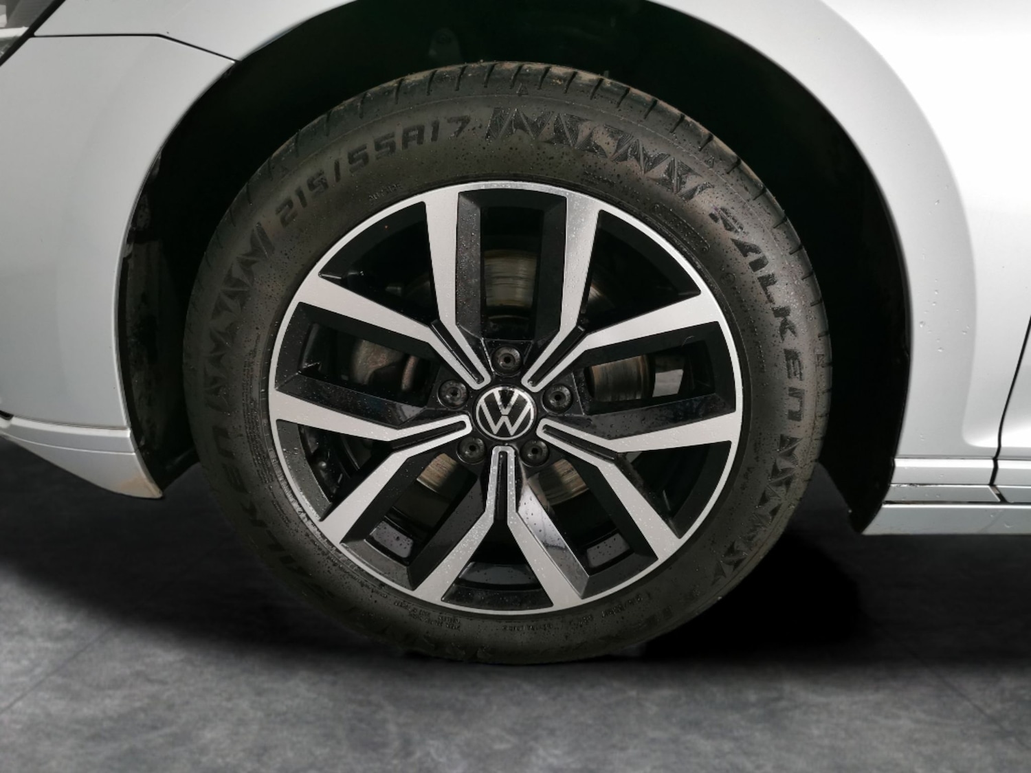 Used Volkswagen Passat for sale - 77272088: Photo 24