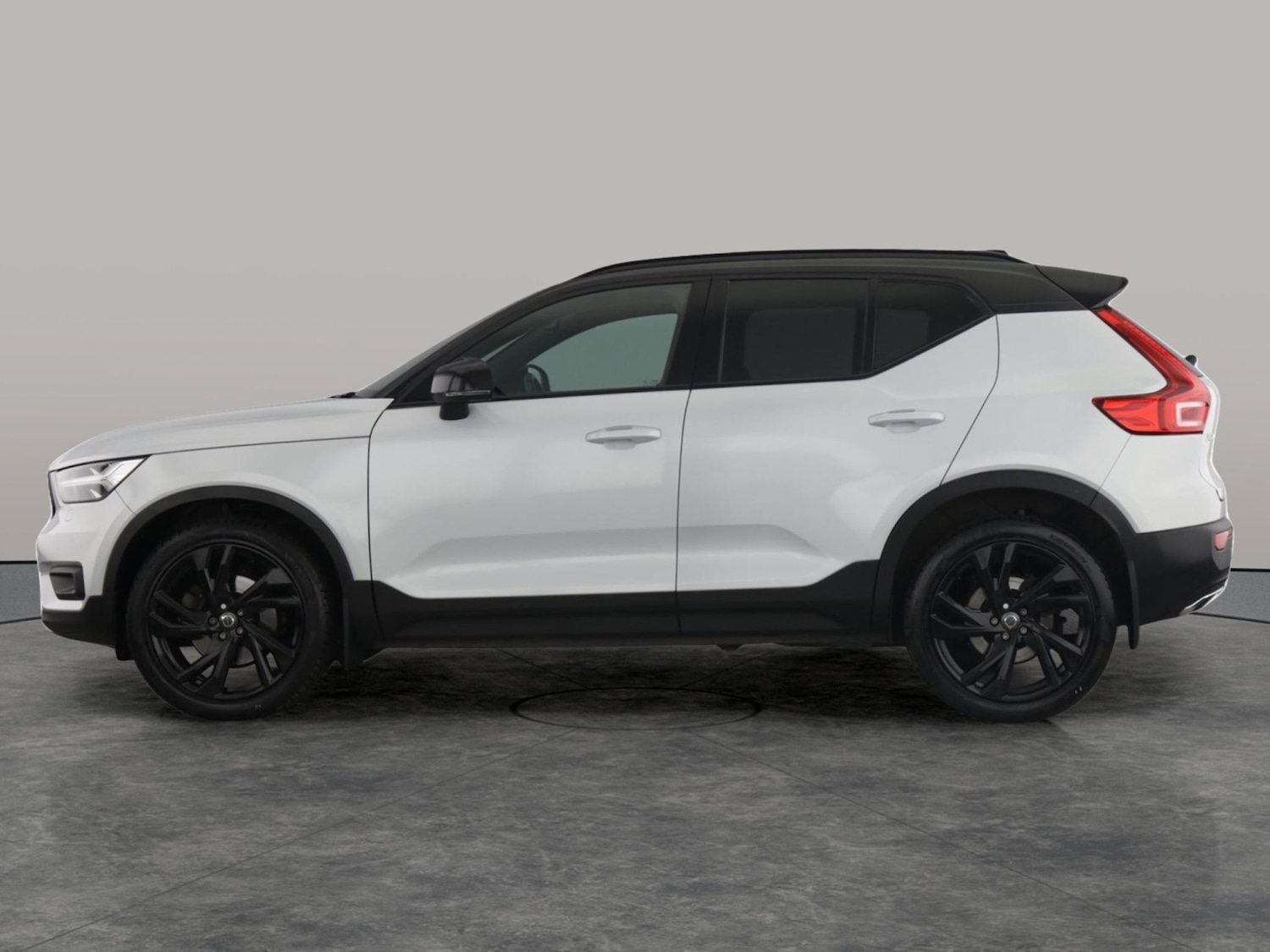Used Volvo XC40 2019 for sale - 77916963: Photo 9