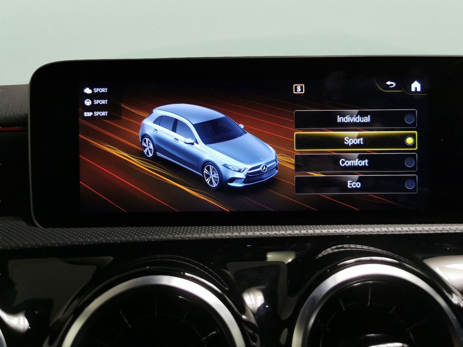 Used Mercedes-Benz A-Class 2020 for sale - 77715965: Photo 17