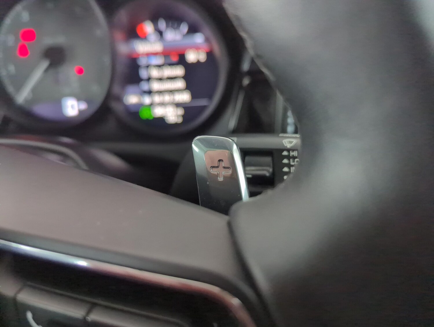 Used Porsche Macan 2024 for sale - 78139961: Photo 25