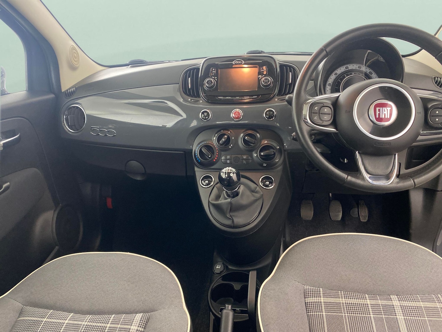 Used Fiat 500 2018 for sale - 77148997: Photo 4