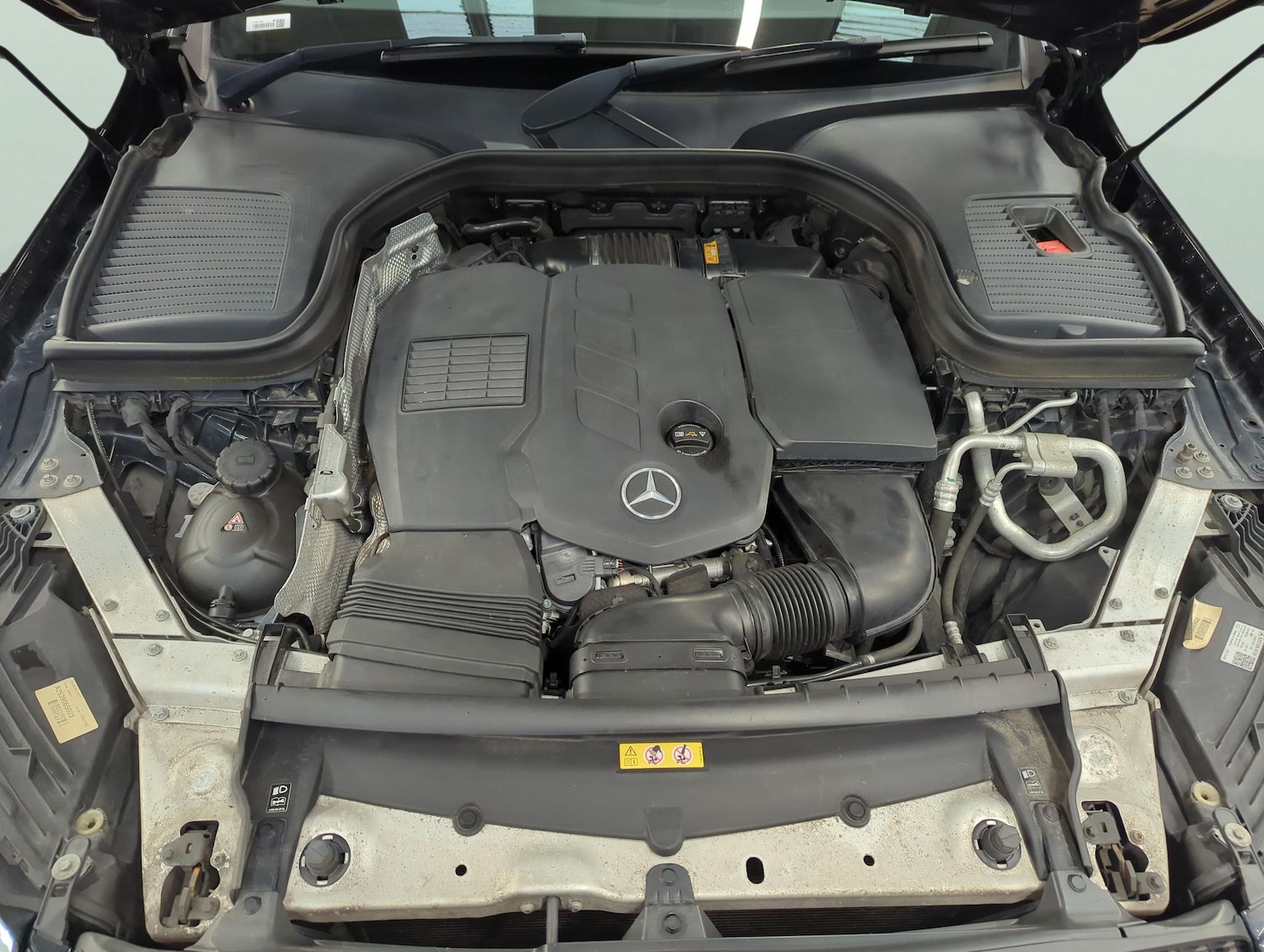 Used Mercedes-Benz GLC 2020 for sale - 77235715: Photo 35
