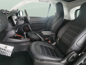 Used smart fortwo 2022 for sale - 78927586: Photo