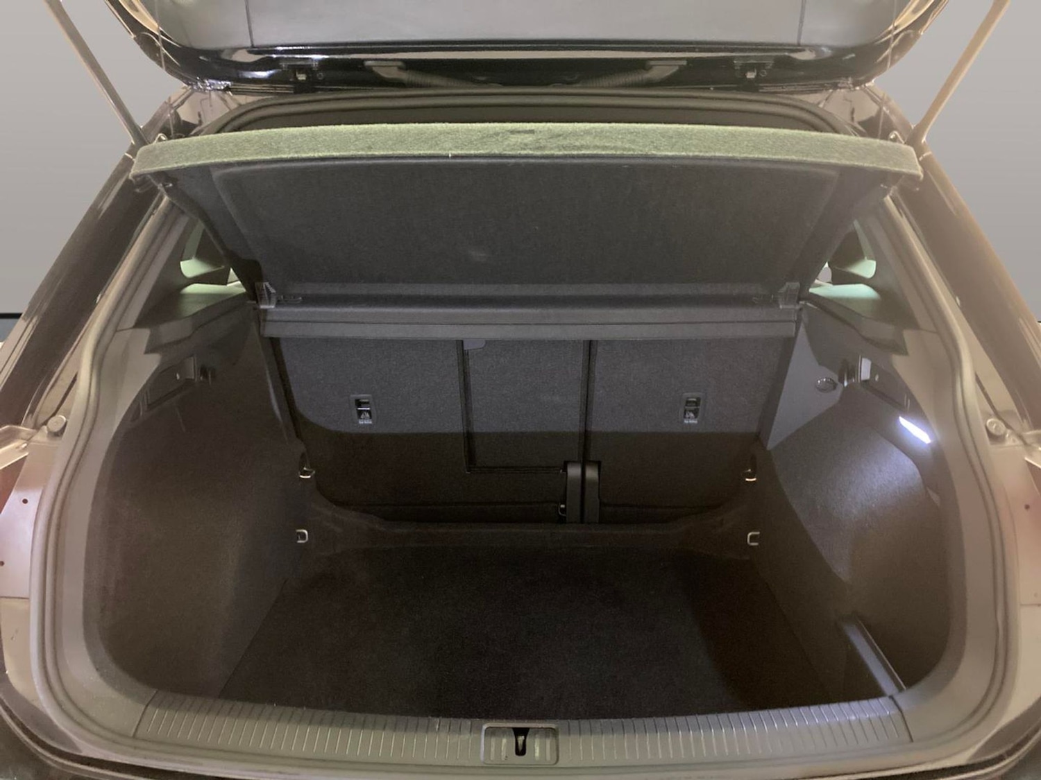 Used Volkswagen Tiguan 2023 for sale - 78075154: Photo 28