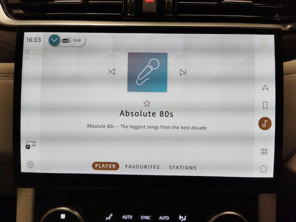 Used Jaguar F-Pace 2022 for sale - 76178280: Photo 8