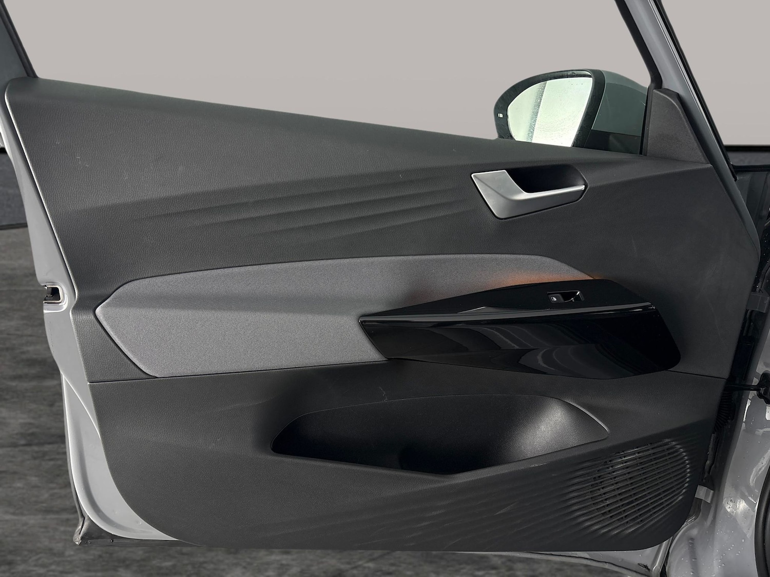 Used Volkswagen ID.3 2023 for sale - 77720845: Photo 29