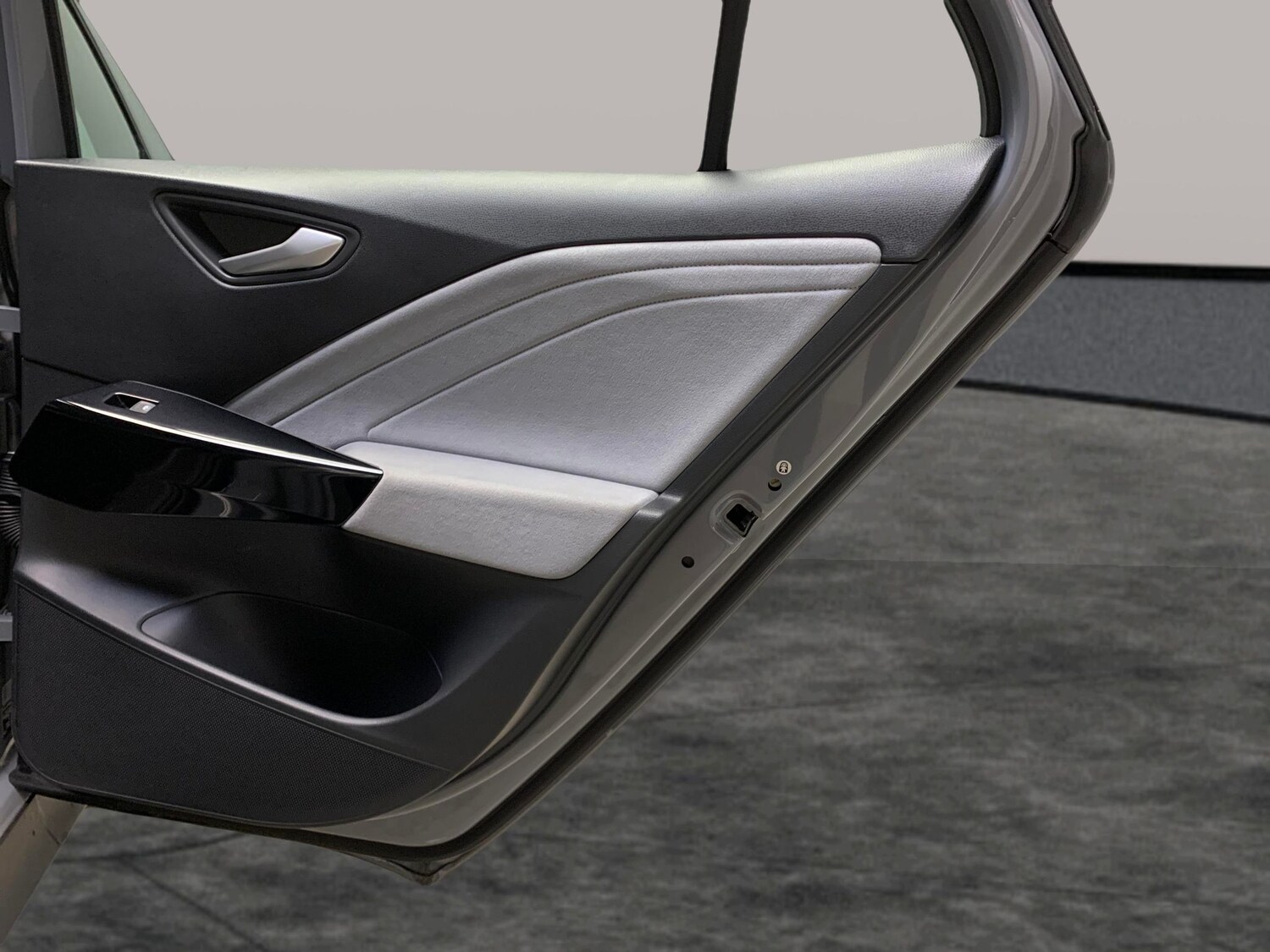 Used Volkswagen ID.3 2023 for sale - 77347295: Photo 28