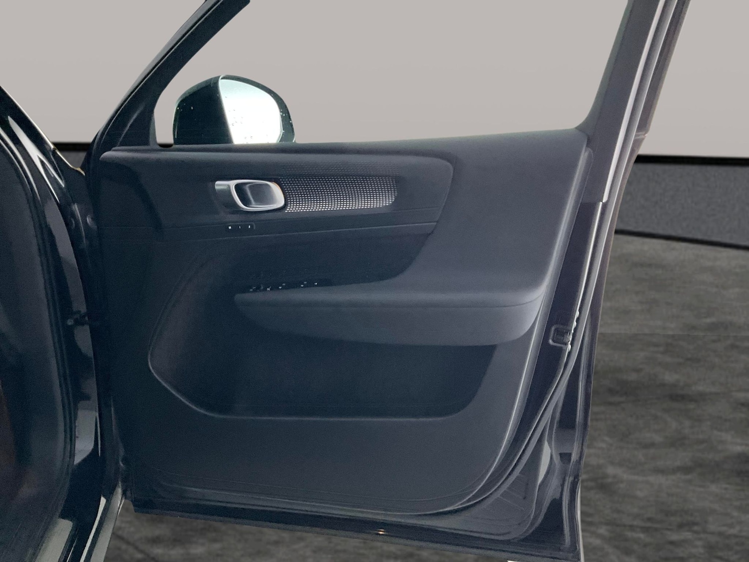 Used Volvo XC40 2021 for sale - 76603220: Photo 29