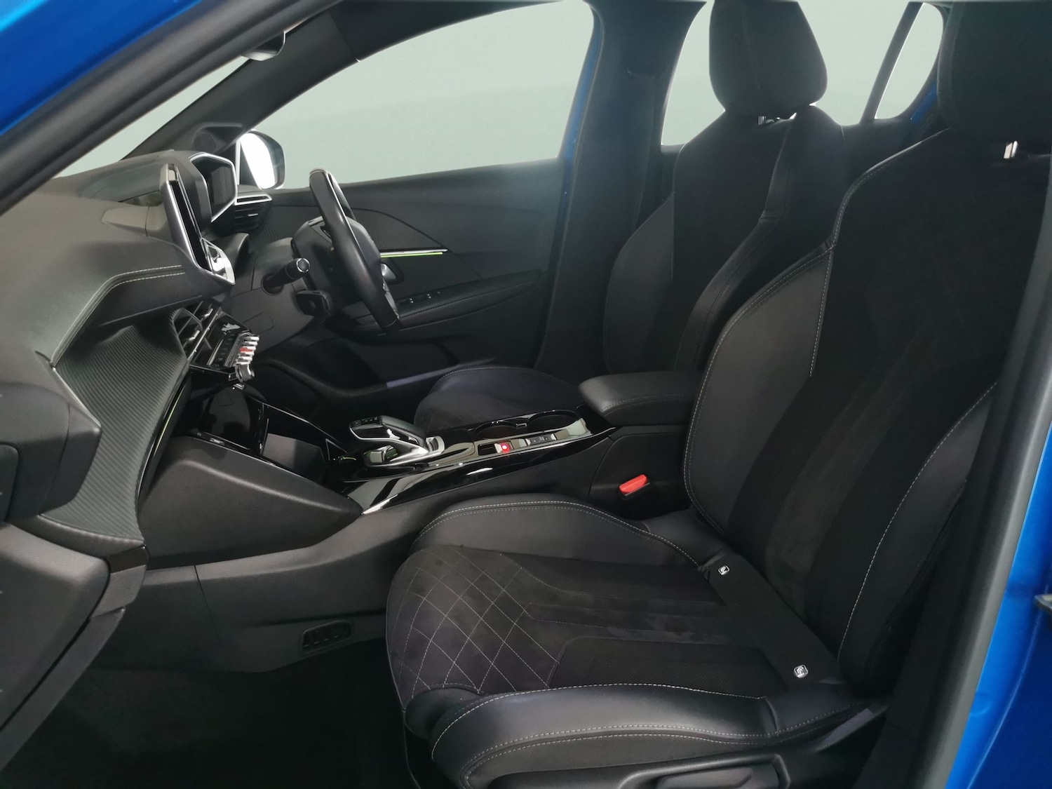 Used Peugeot 208 2021 for sale - 77890305: Photo 4