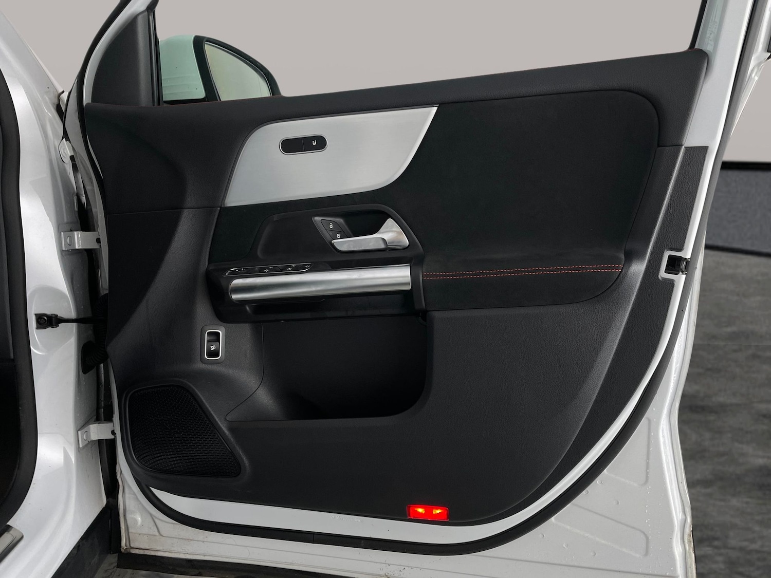 Used Mercedes-Benz EQA 2022 for sale - 77225521: Photo 36