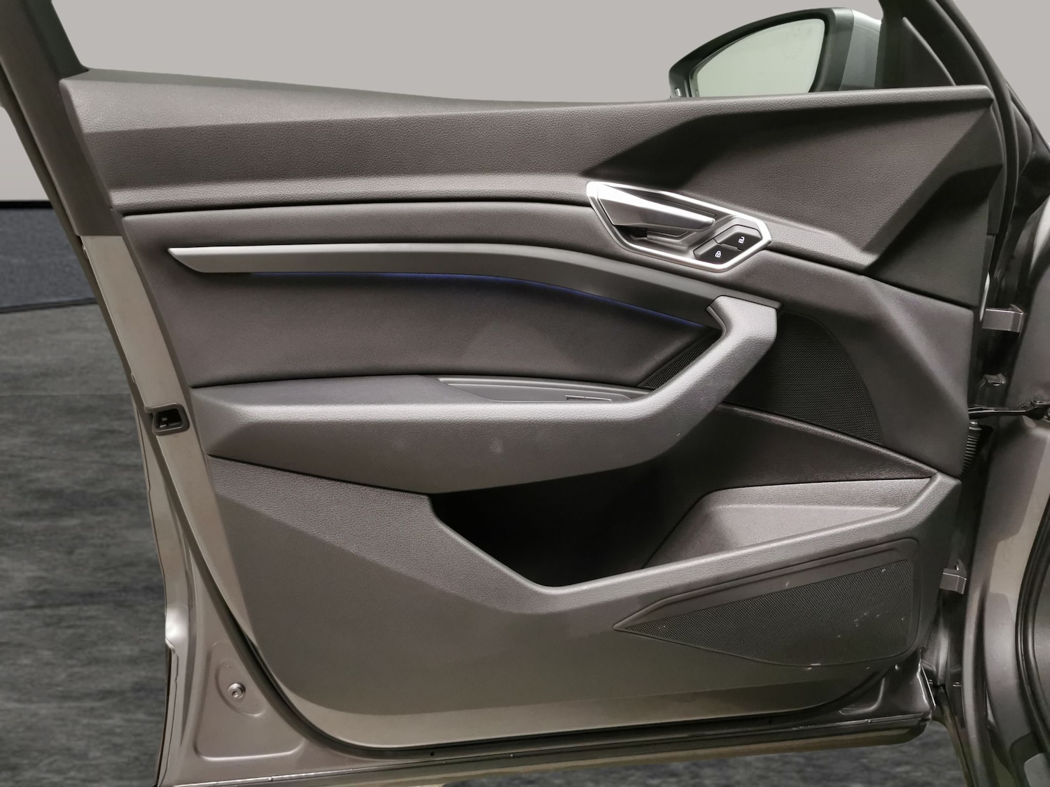 Used Audi e-tron 2020 for sale - 78067912: Photo 27