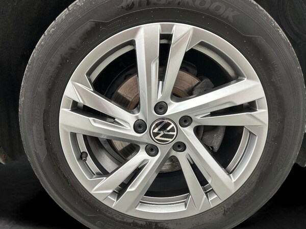 Used Volkswagen T-Roc 2023 for sale - 75628127: Photo 13