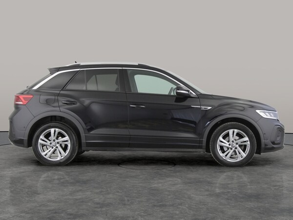 Used Volkswagen T-Roc 2023 for sale - 75628127: Photo 6