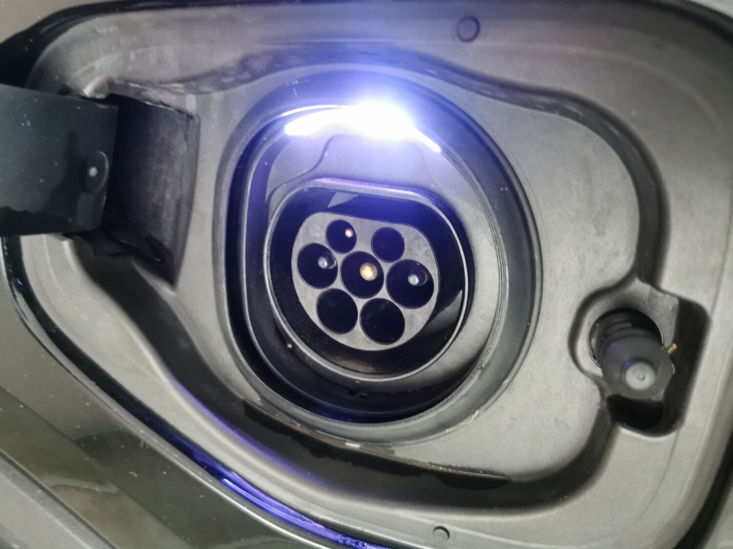 Used Volvo XC40 2022 for sale - 77542882: Photo 32