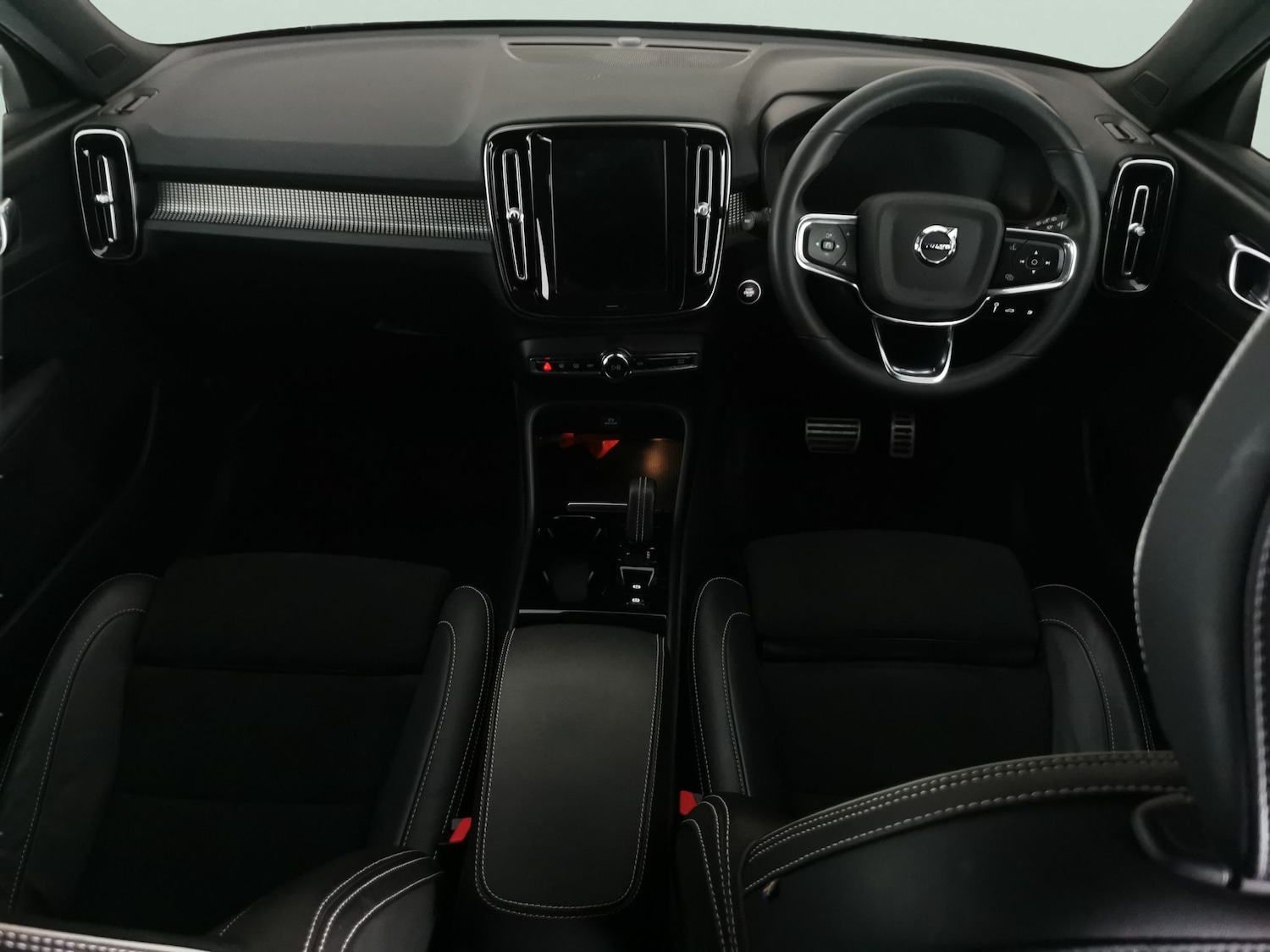 Used Volvo XC40 2022 for sale - 77542882: Photo 7