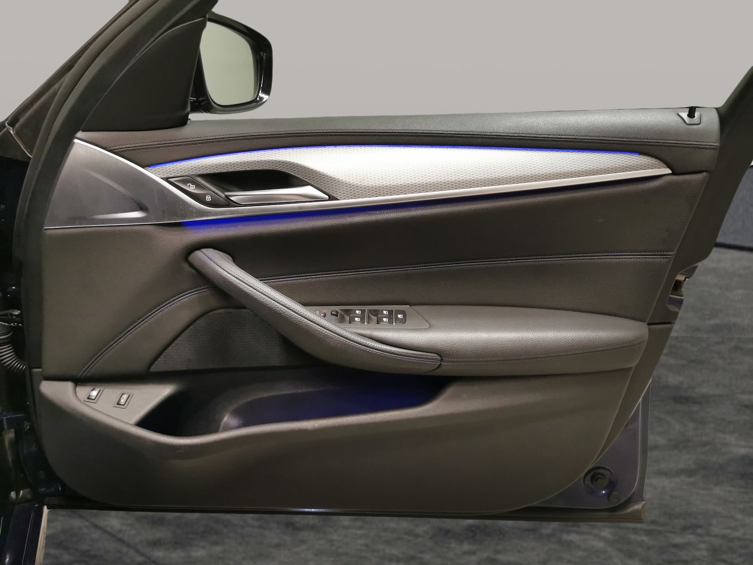 Used BMW 5 Series 2018 for sale - 76847595: Photo 37