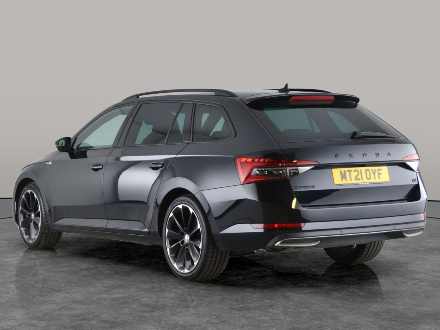 Used Skoda Superb 2021 for sale - 76351543: Photo 11