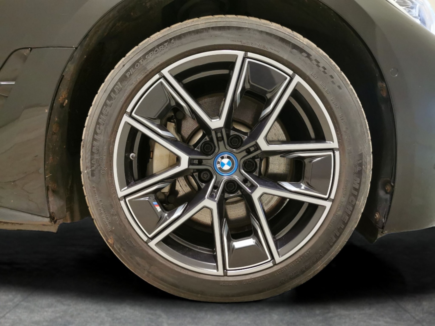 Used BMW i4 2022 for sale - 77196189: Photo 20