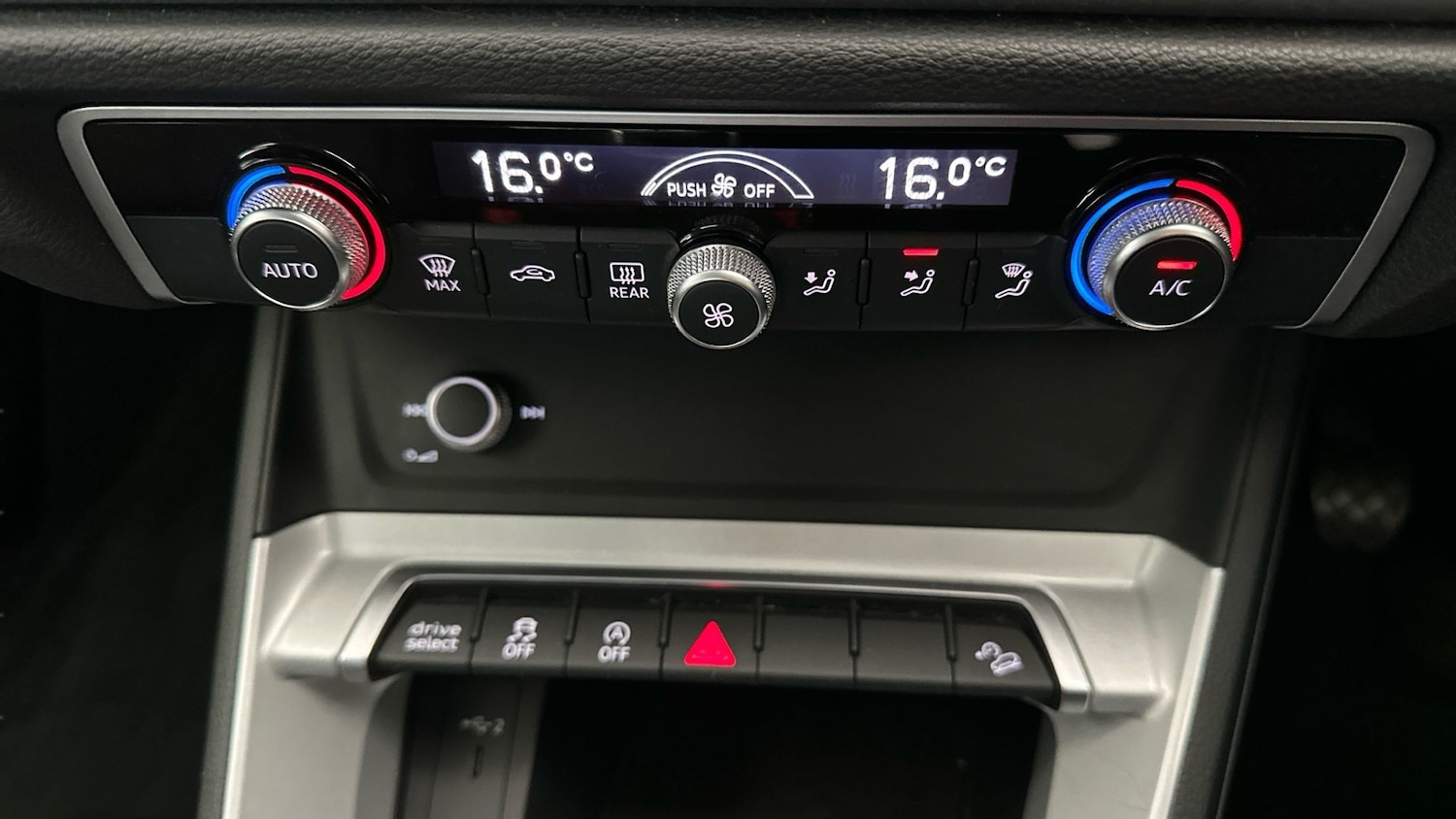 Used Audi Q3 2022 for sale - 77186676: Photo 25