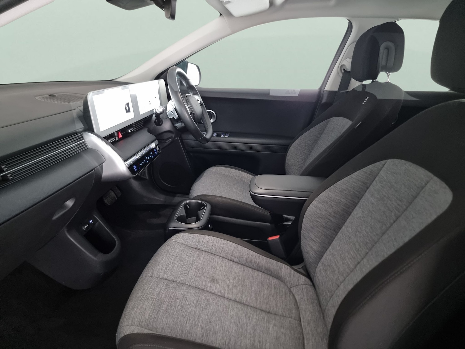 Used Hyundai IONIQ 5 2022 for sale - 76159392: Photo 6
