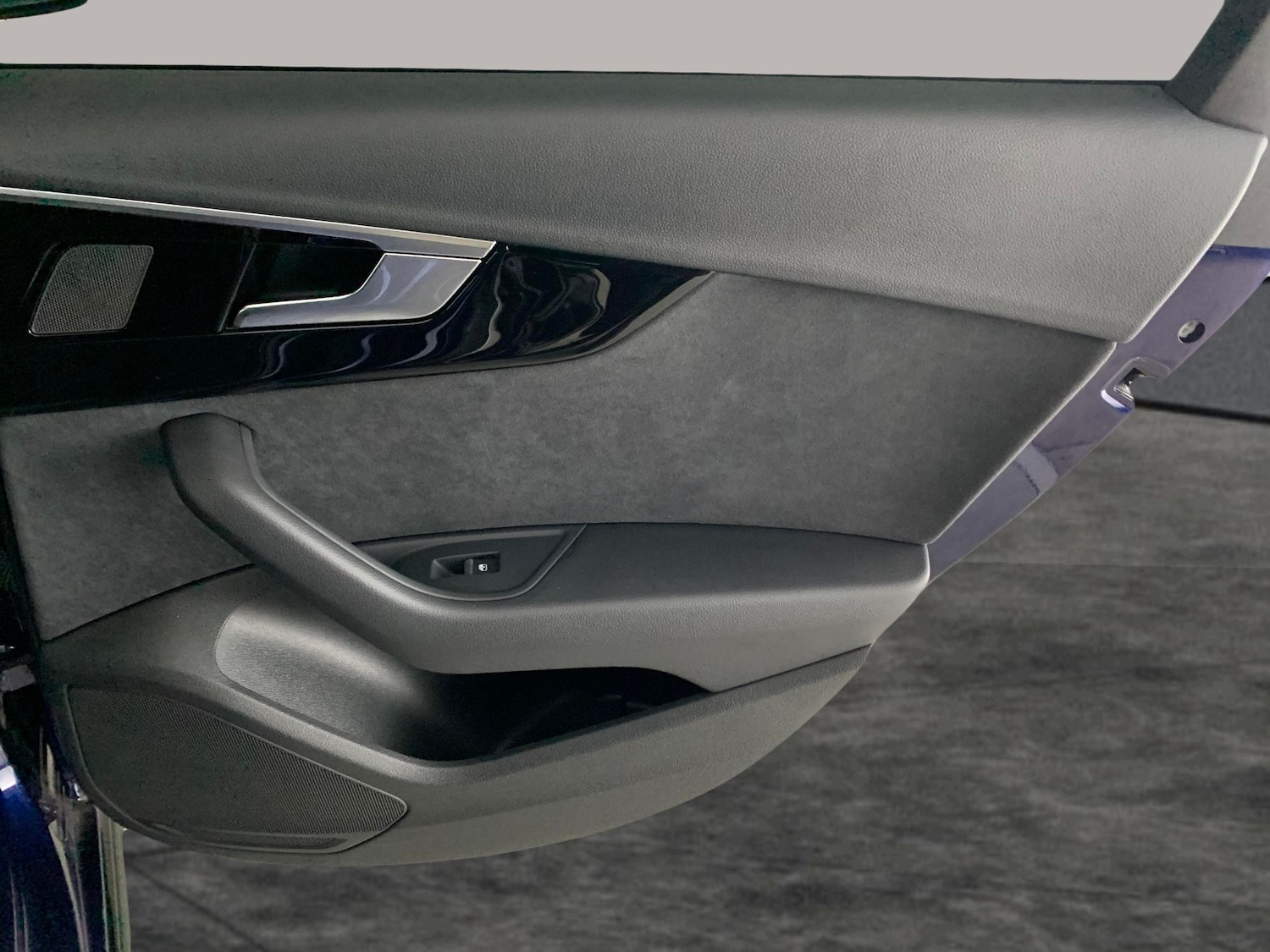 Used Audi A4 2023 for sale - 76526591: Photo 33