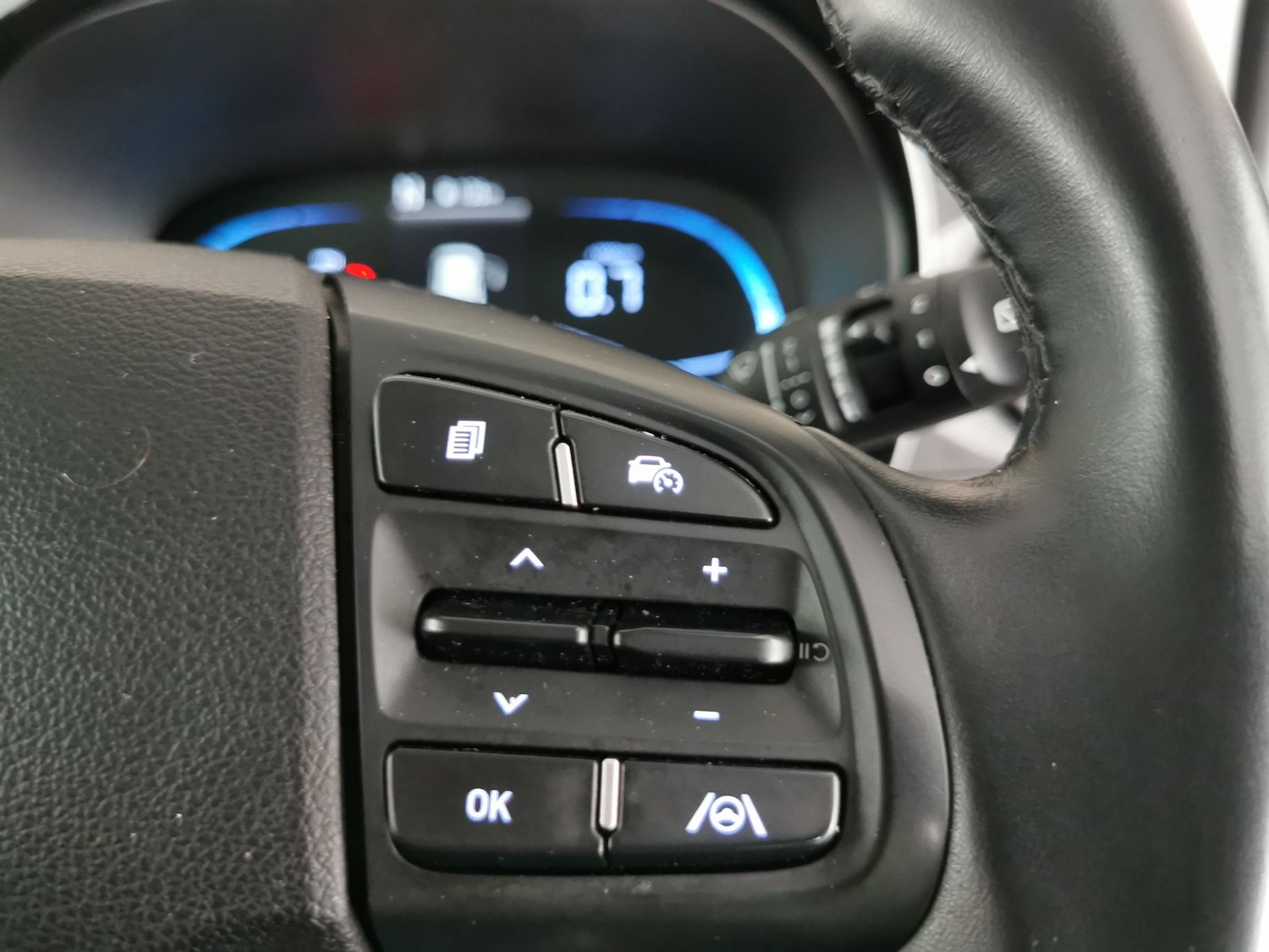 Used Hyundai i10 2023 for sale - 77833683: Photo 19