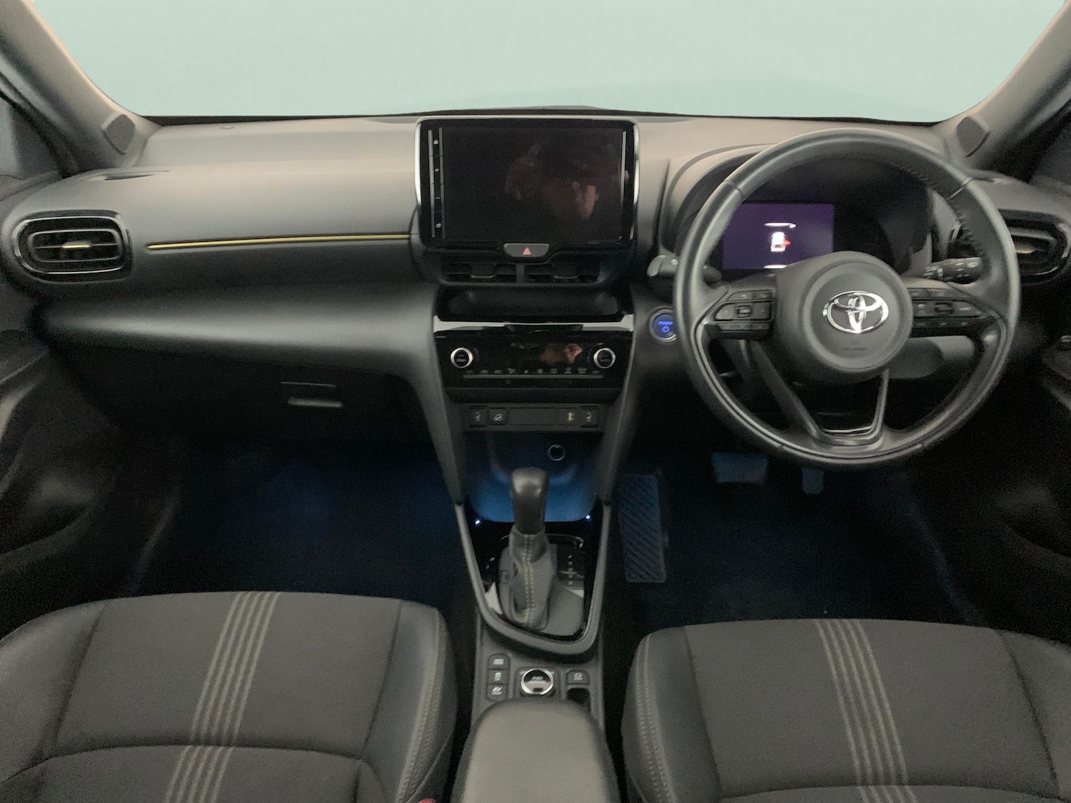 Used Toyota Yaris Cross 2022 for sale - 77392420: Photo 4