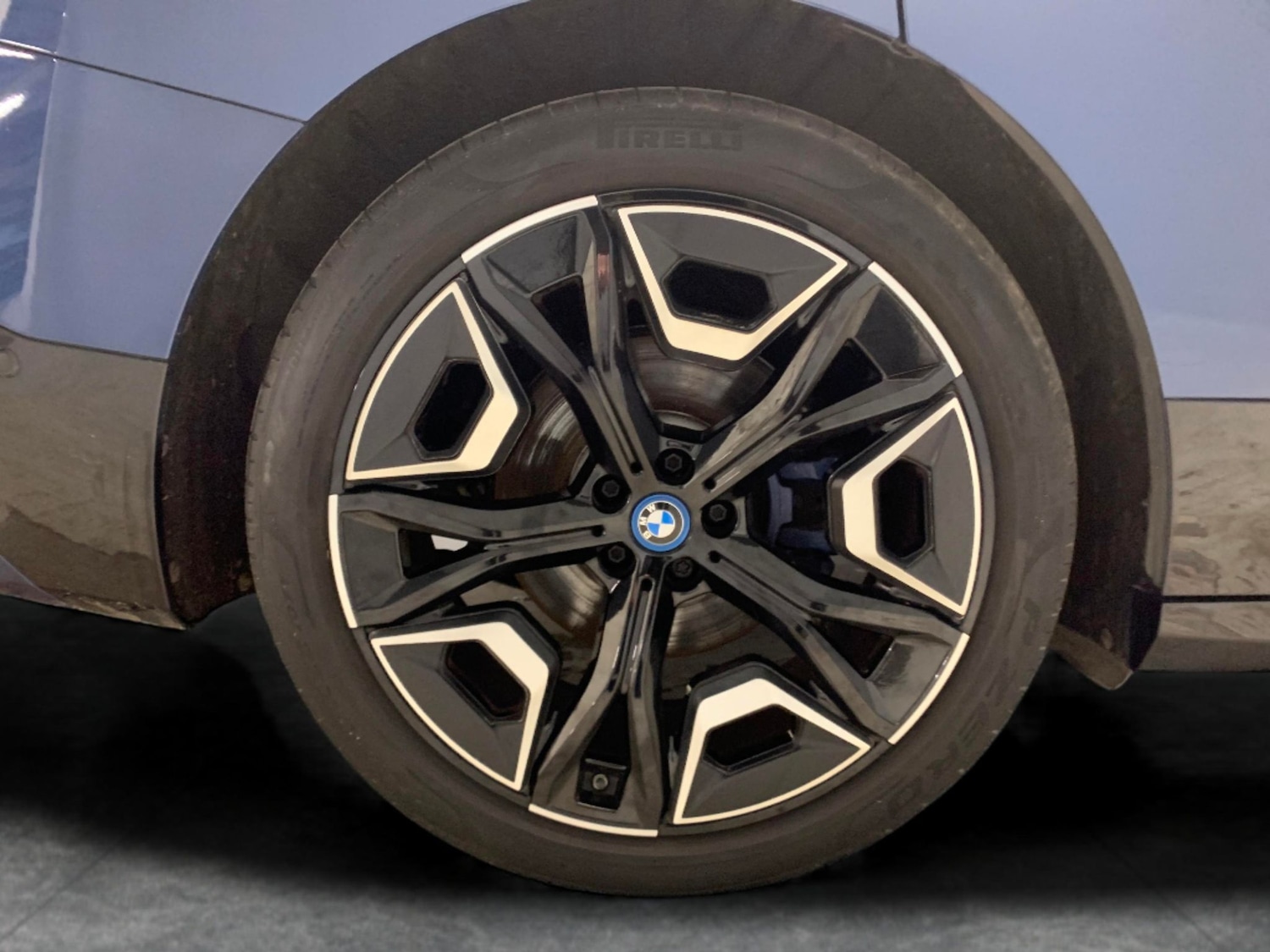 Used BMW iX 2022 for sale - 77012179: Photo 34