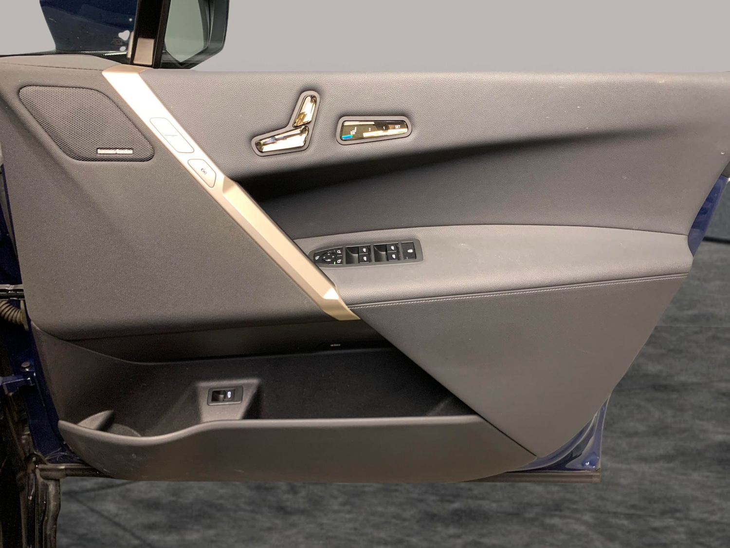 Used BMW iX 2022 for sale - 77012179: Photo 39