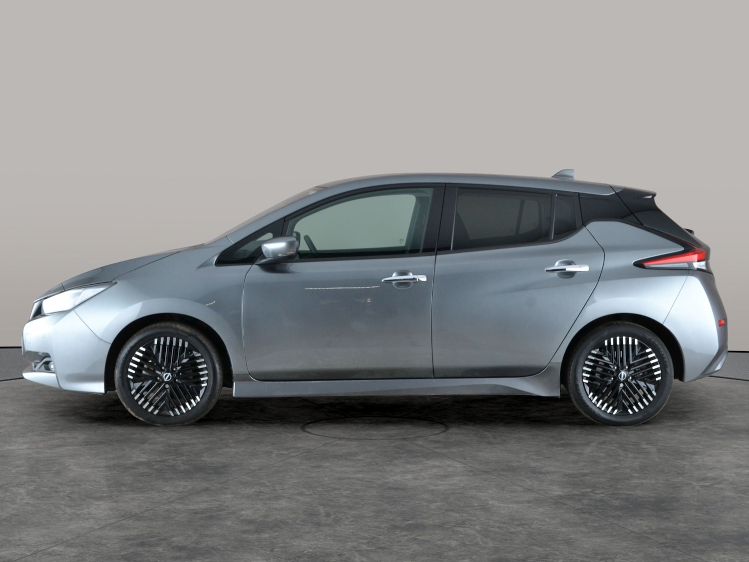 Used Nissan Leaf 2022 for sale - 77274688: Photo 14