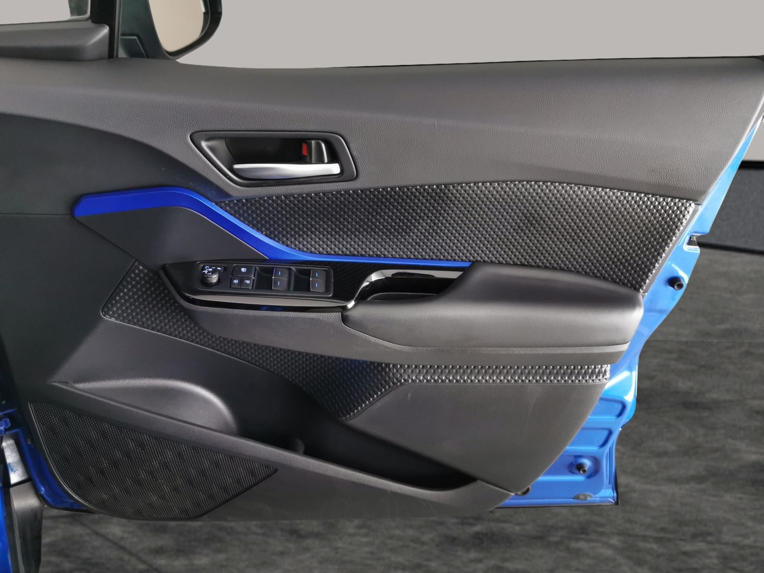 Used Toyota C-HR 2020 for sale - 77077746: Photo 28