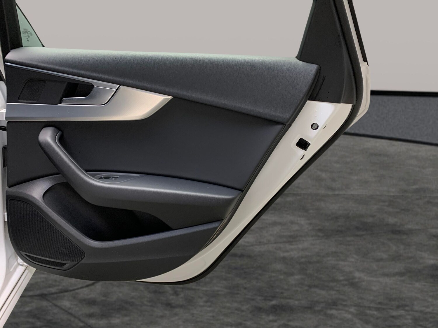 Used Audi A4 2023 for sale - 77347258: Photo 28