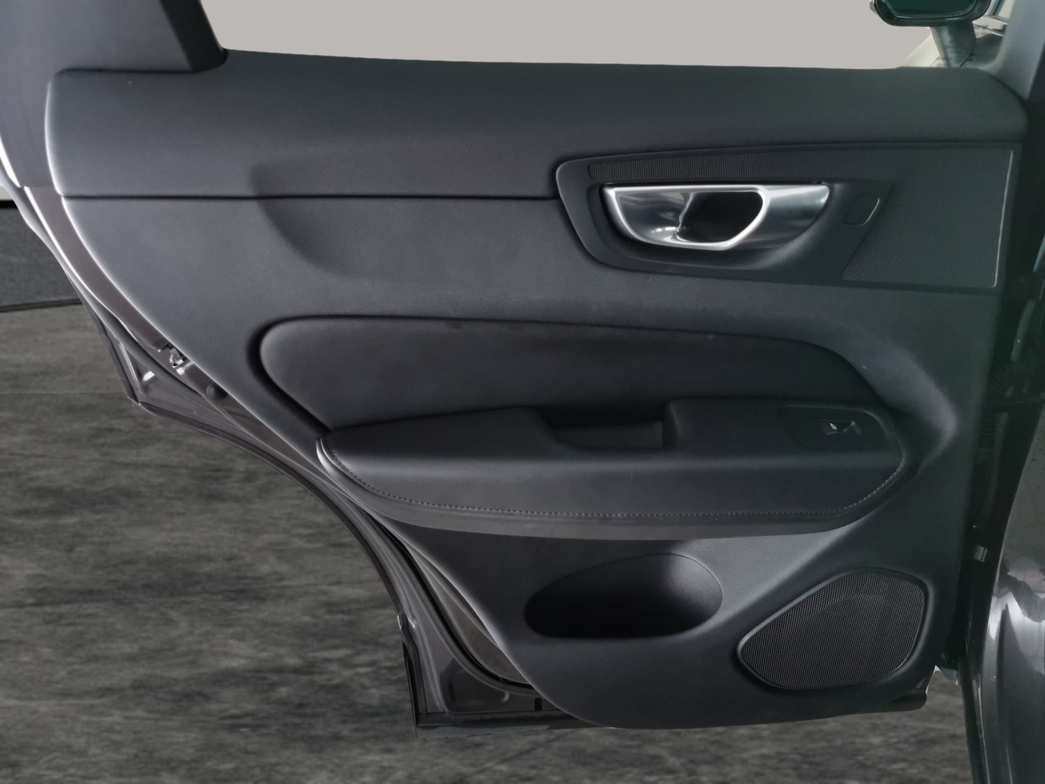 Used Volvo XC60 2023 for sale - 77012182: Photo 33