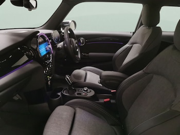 Used MINI Hatch 2022 for sale - 77232701: Photo