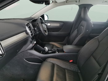 Used Volvo XC40 2021 for sale - 76999717: Photo