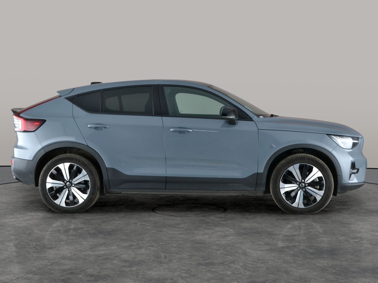 Used Volvo C40 2022 for sale - 77241308: Photo 9