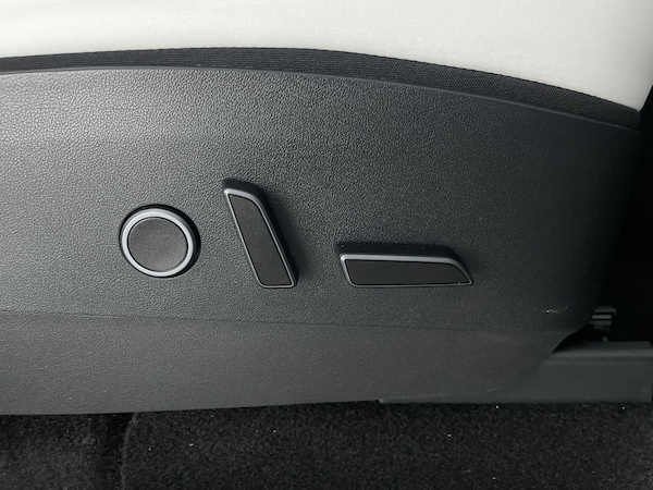 Used Tesla Model Y 2022 for sale - 76285987: Photo 23